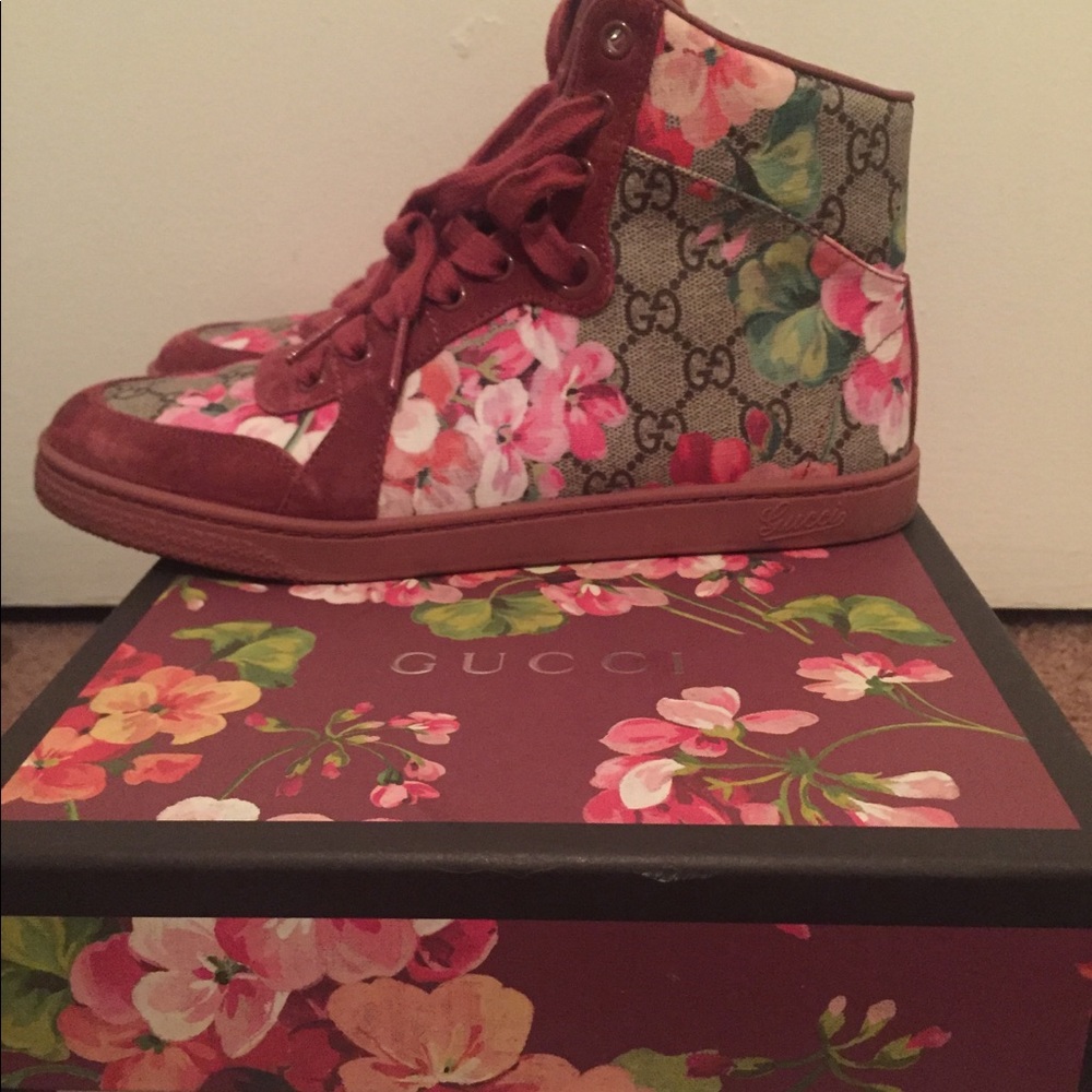Gucci Blossom Women’s Sneakers